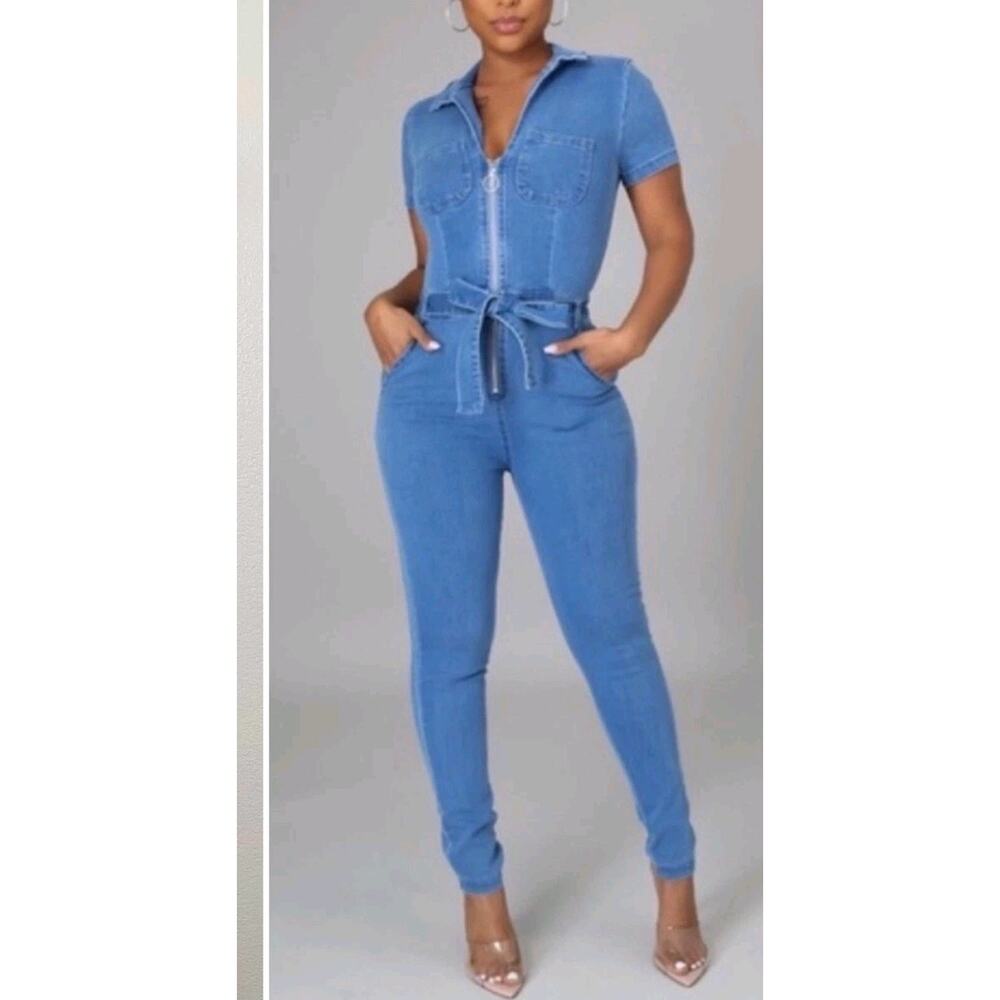 NWT Haute Monde Zip Up Front Denim Short Sleeves Bodycon Jumpsuit Size XL